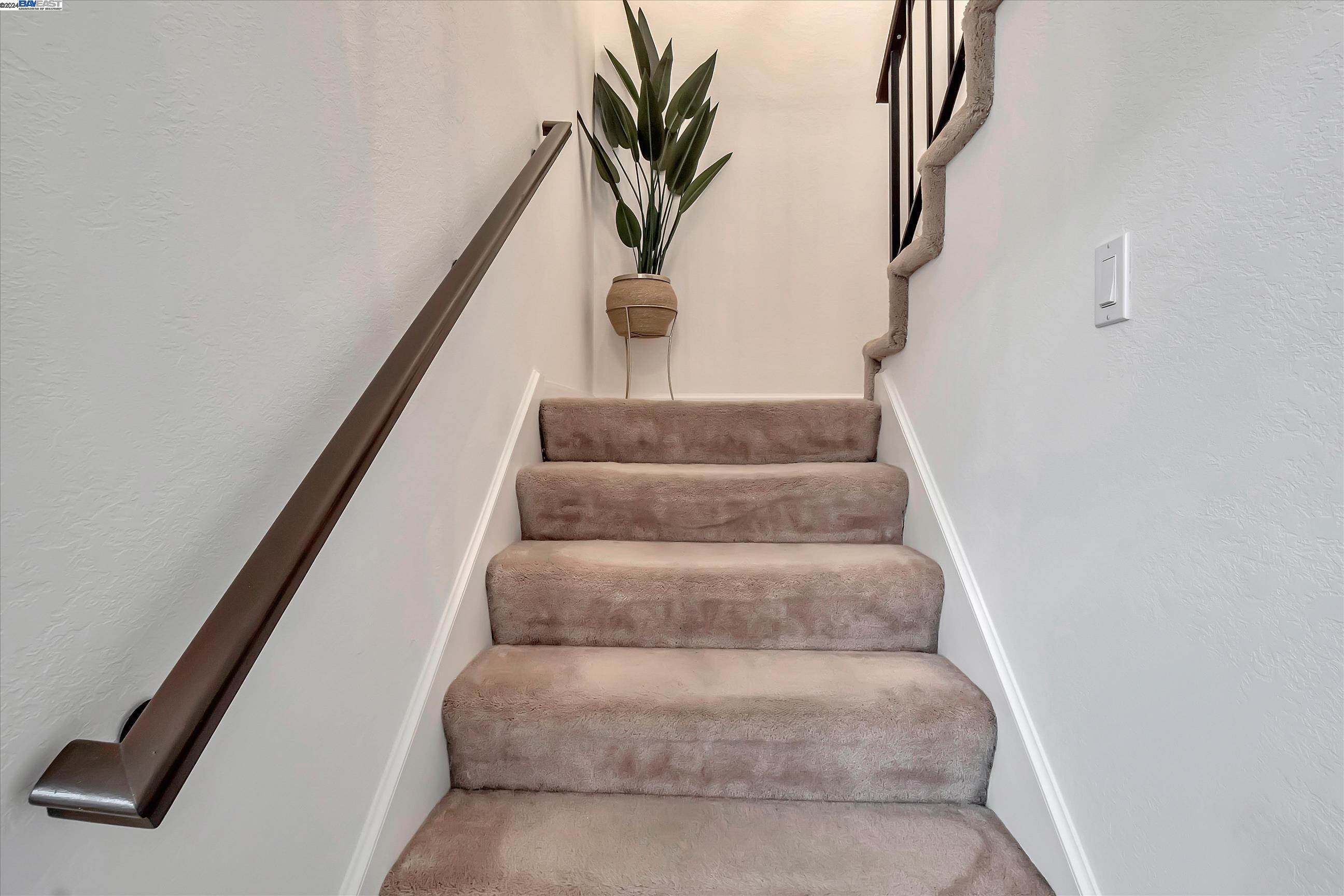 7538 Rolling Hills Cir