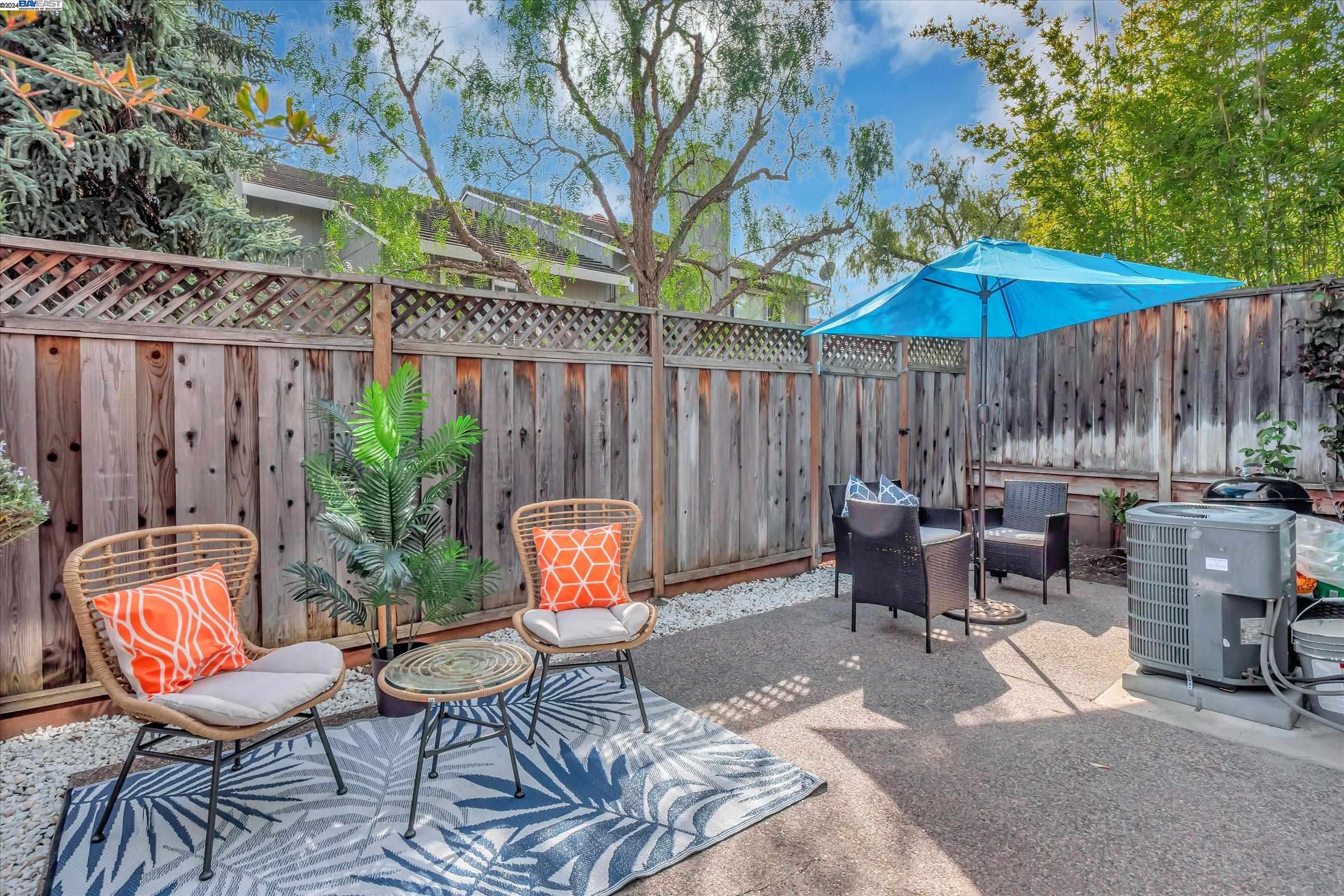 7538 Rolling Hills Cir