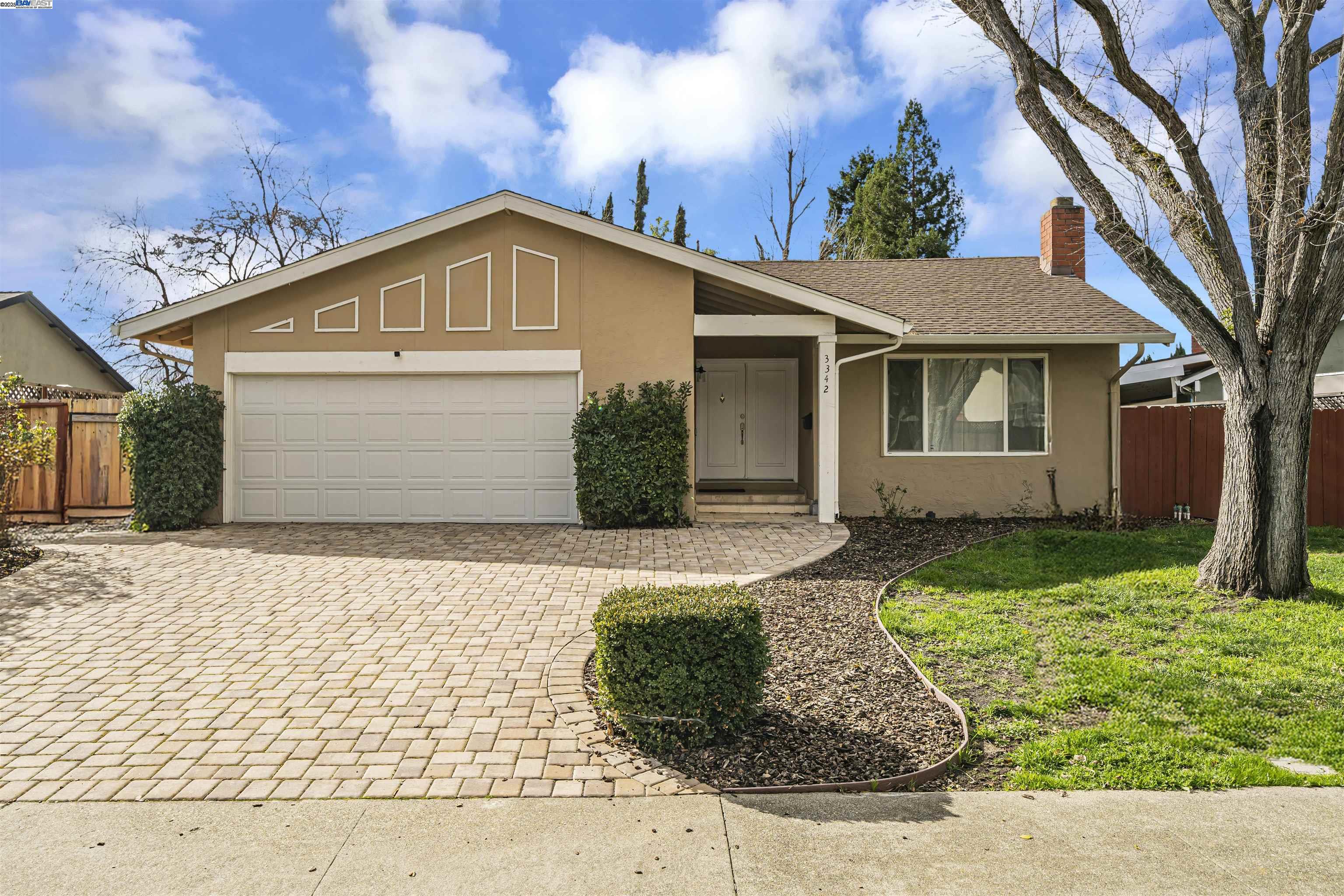 3342 Casa Grande Dr