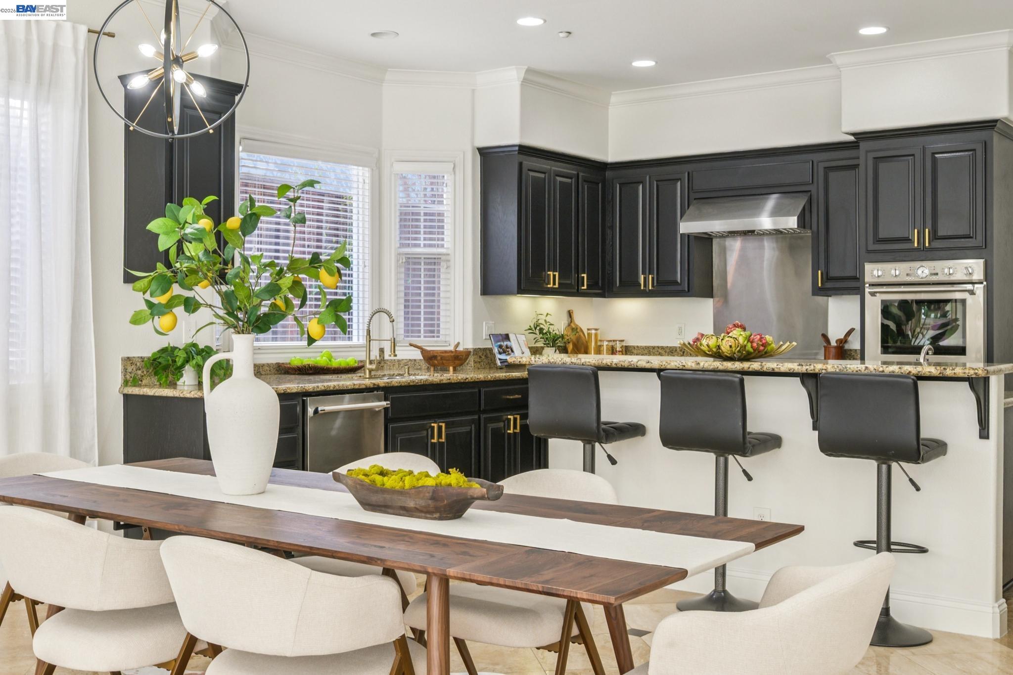 2811 E Sugar Hill Ter