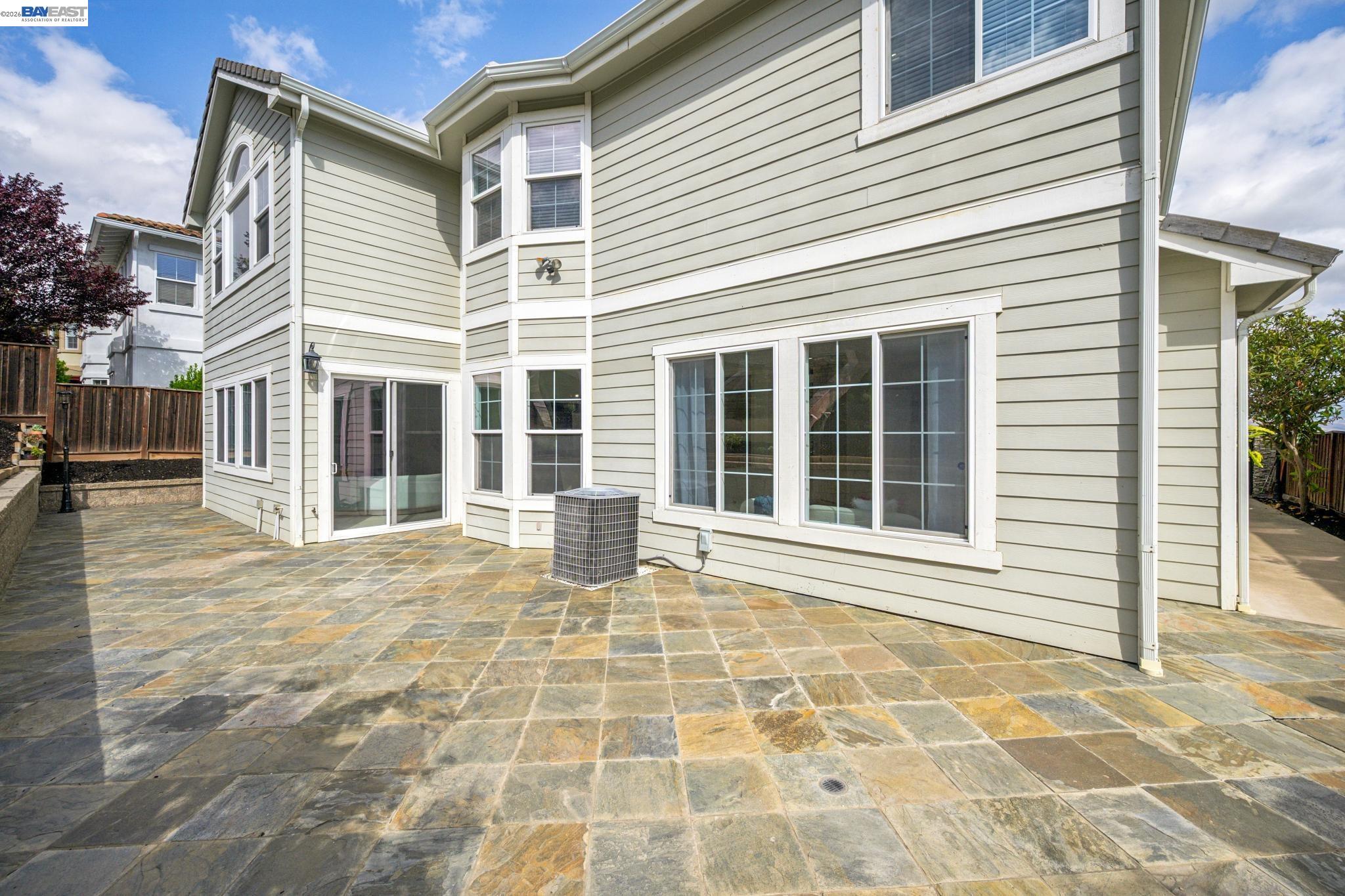 2811 E Sugar Hill Ter