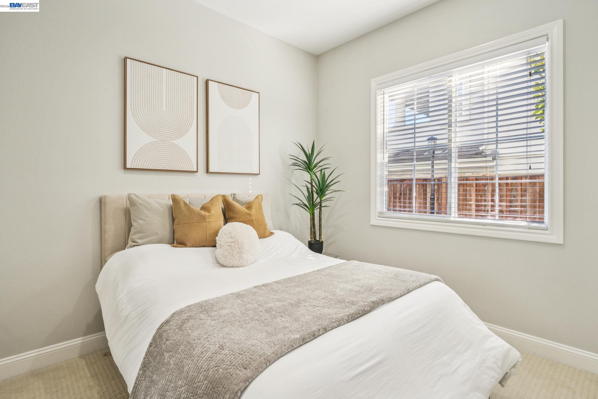 2811 E Sugar Hill Ter