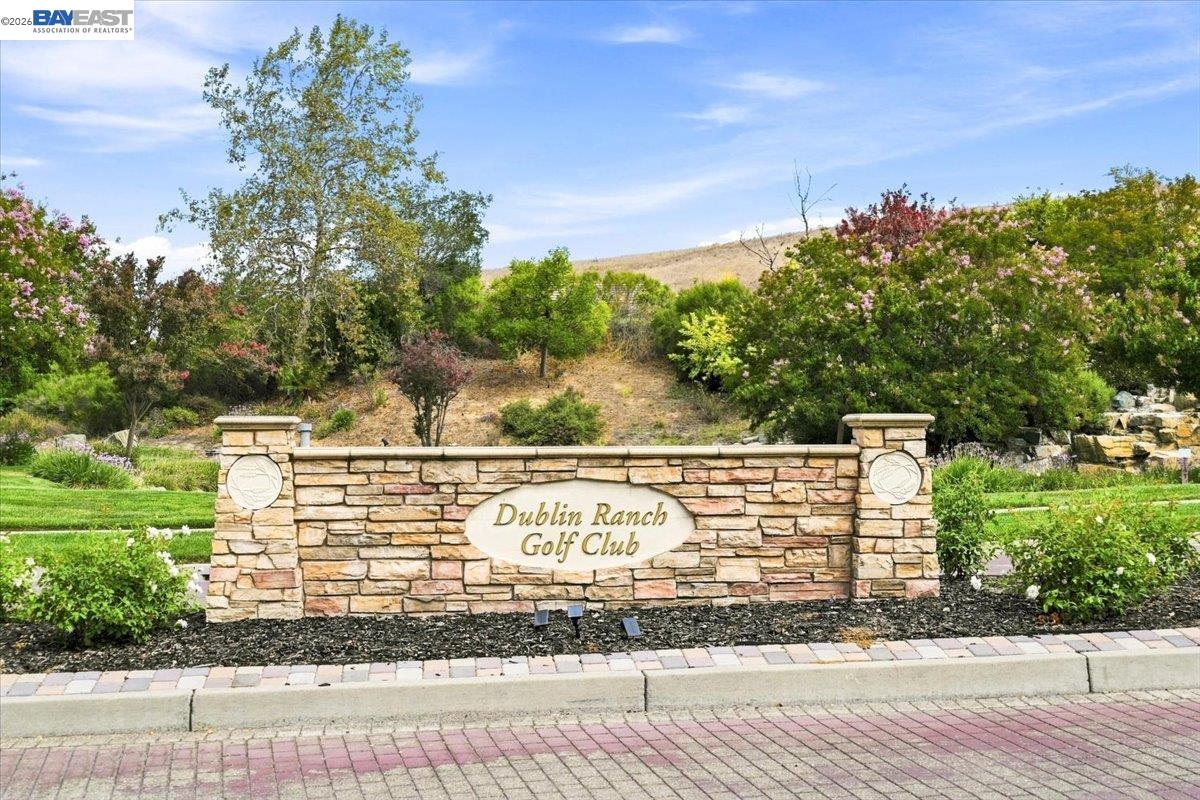 2811 E Sugar Hill Ter