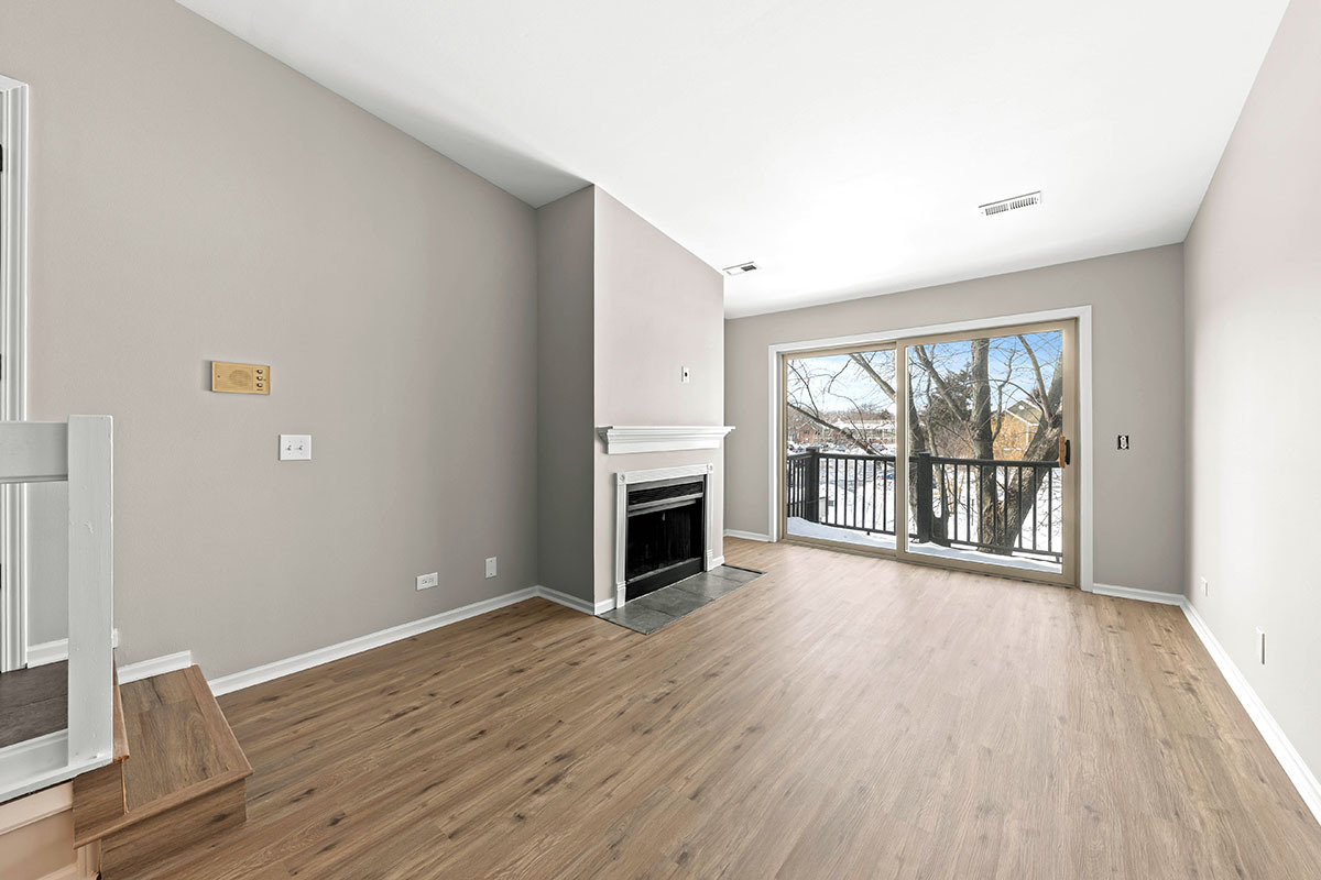 1561 Raymond Drive Unit: 203