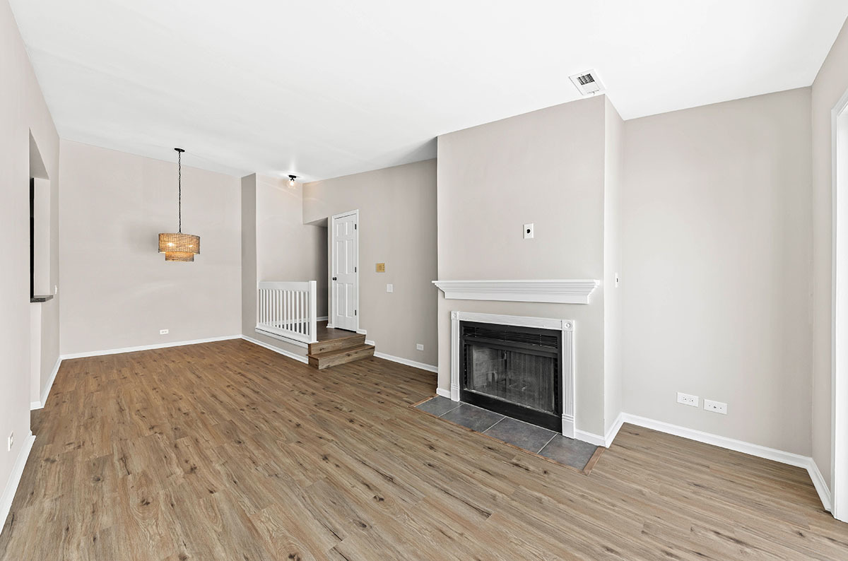 1561 Raymond Drive Unit: 203