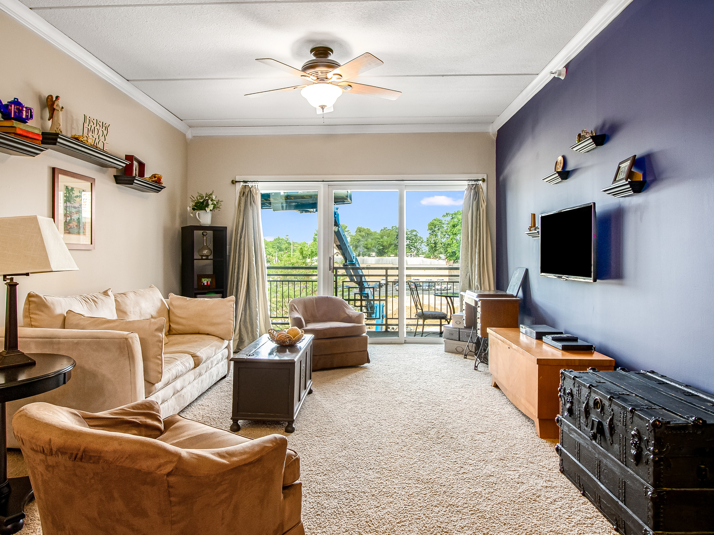 515 MAIN Street Unit: 312