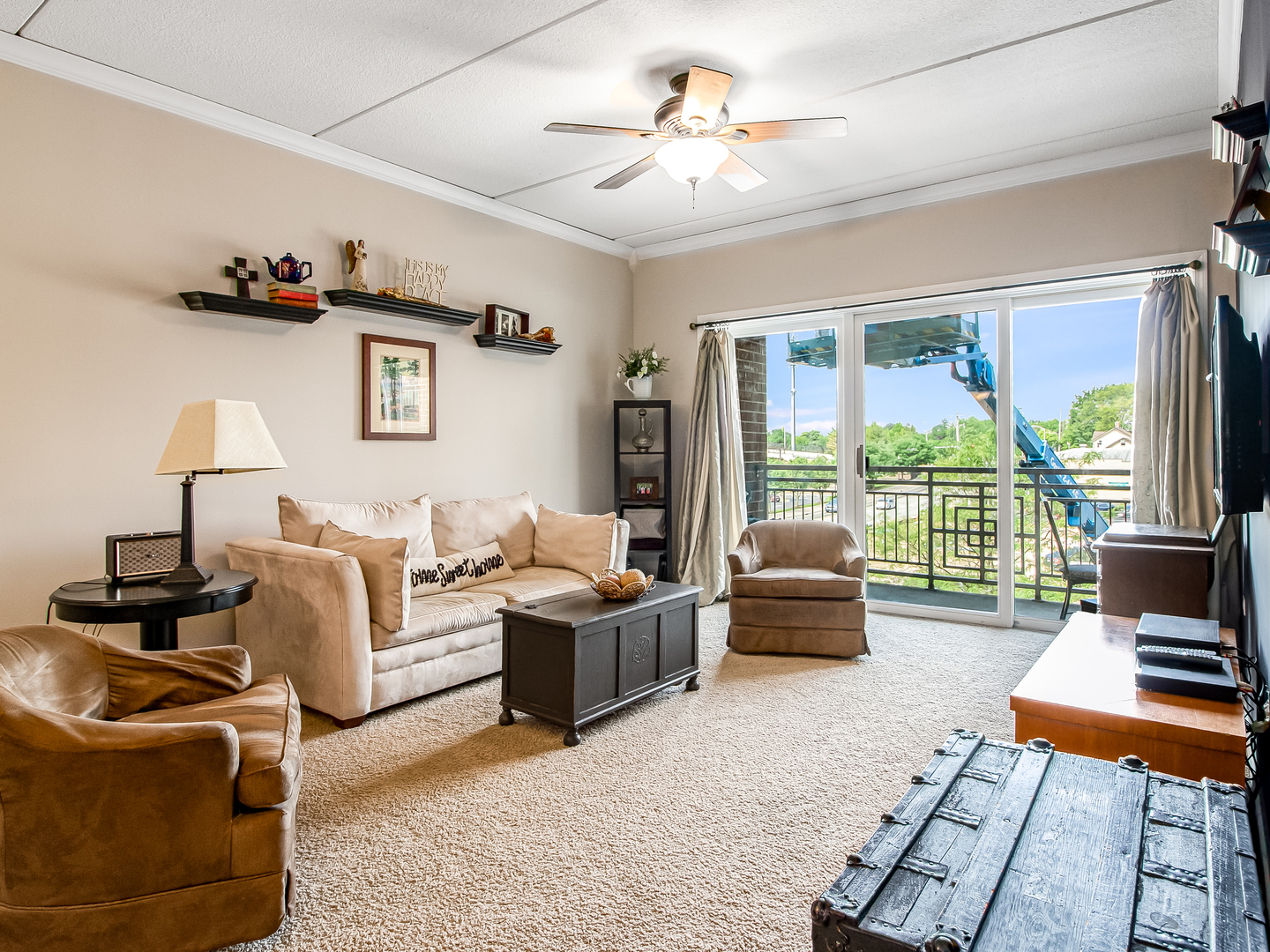 515 MAIN Street Unit: 312