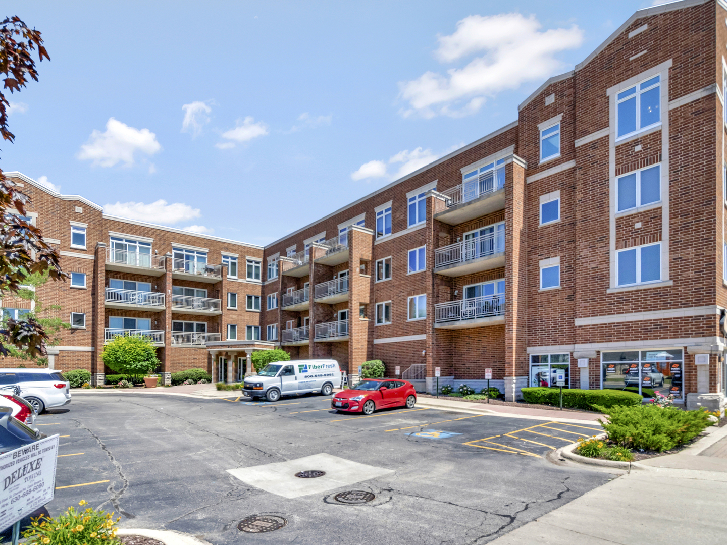 515 MAIN Street Unit: 312