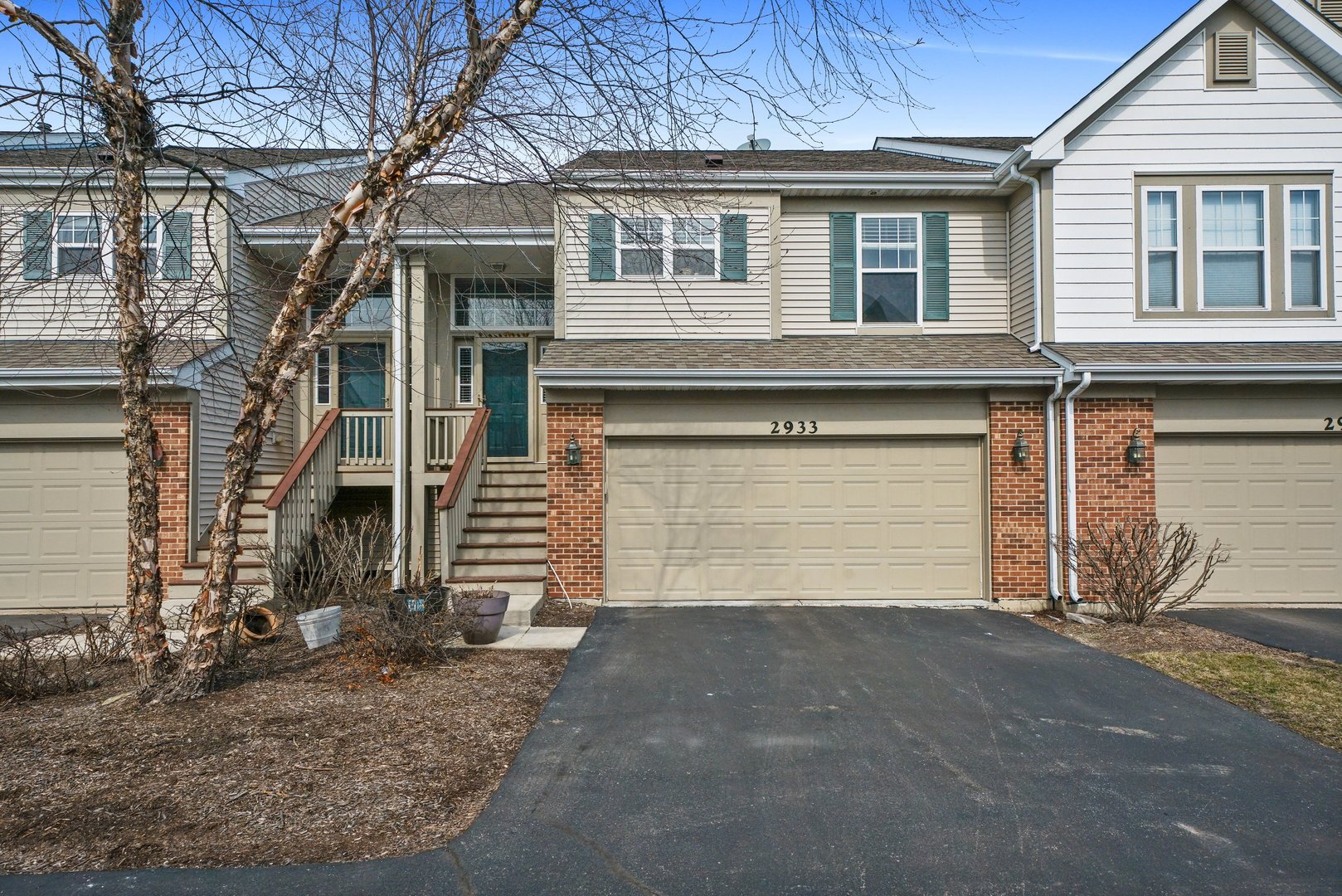 2933 Saganashkee Lane