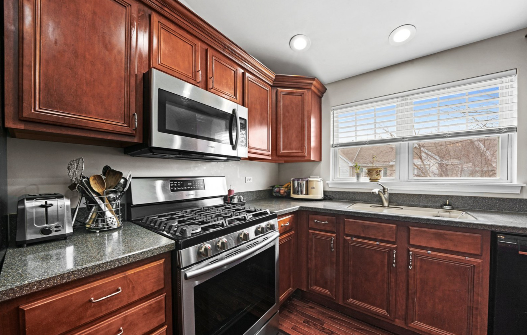 2933 Saganashkee Lane