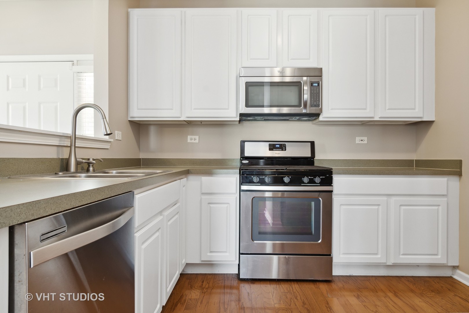 2442 Golf Ridge Circle