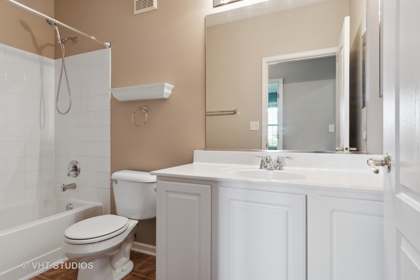 2442 Golf Ridge Circle