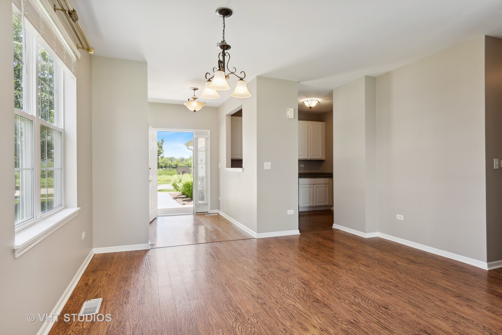 2442 Golf Ridge Circle