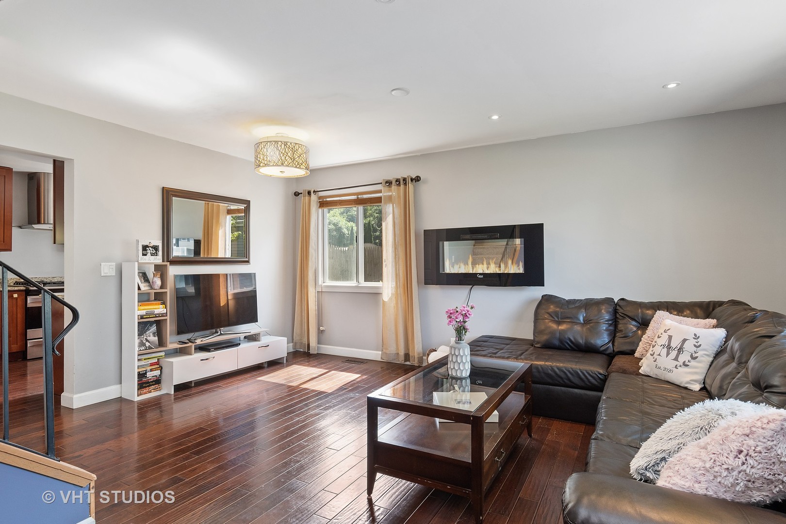 514 SPRINGHILL Circle