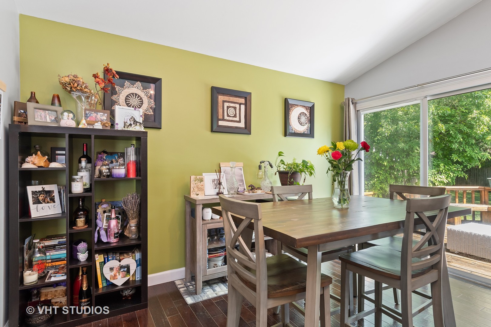 514 SPRINGHILL Circle