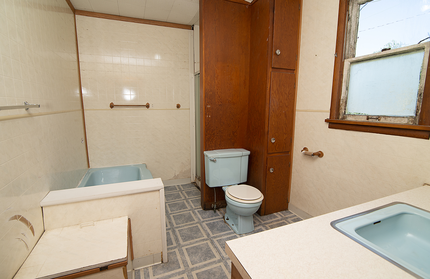 527 N Washington Avenue