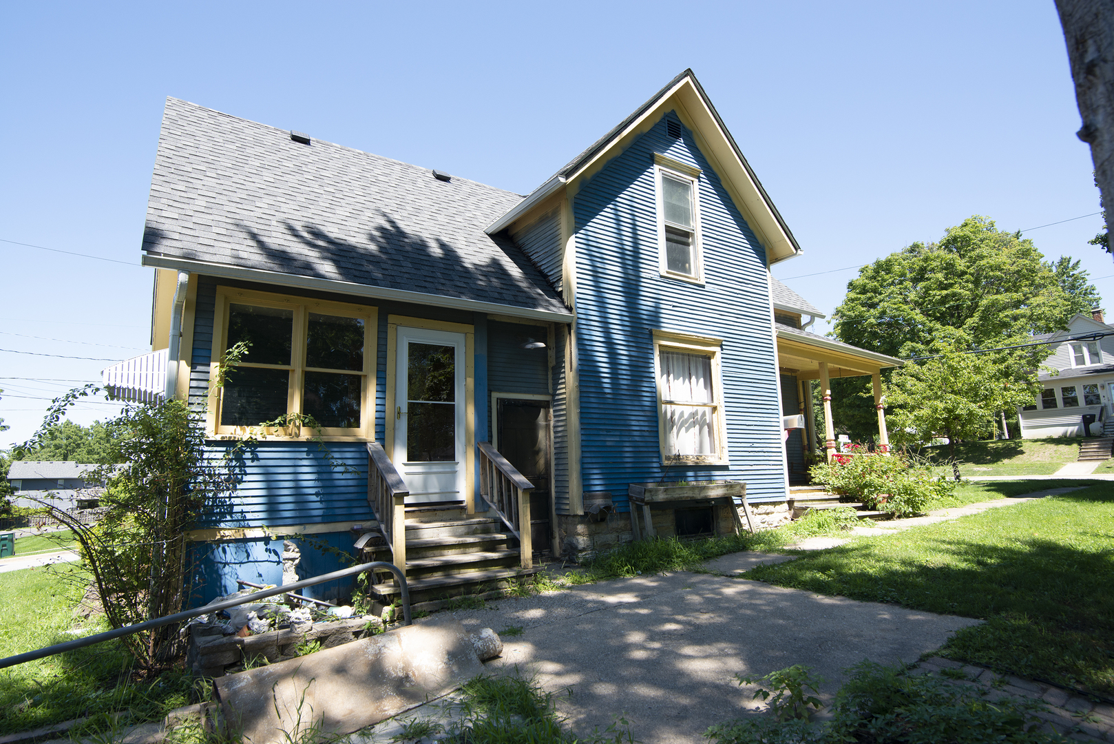 527 N Washington Avenue