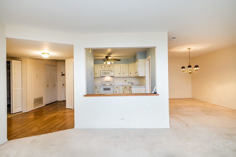 77 Lake Hinsdale Drive Unit: 305