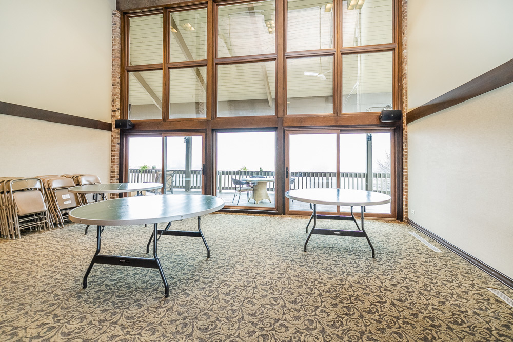 77 Lake Hinsdale Drive Unit: 305