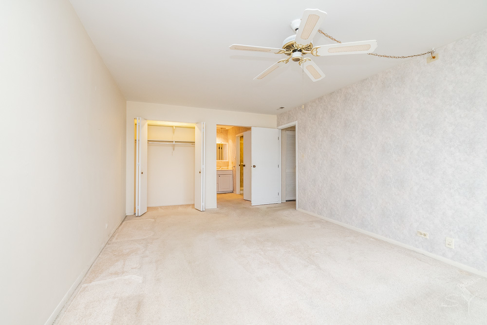 77 Lake Hinsdale Drive Unit: 305