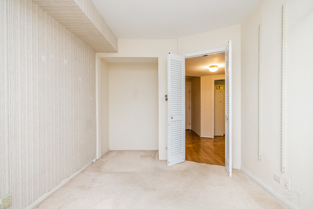 77 Lake Hinsdale Drive Unit: 305