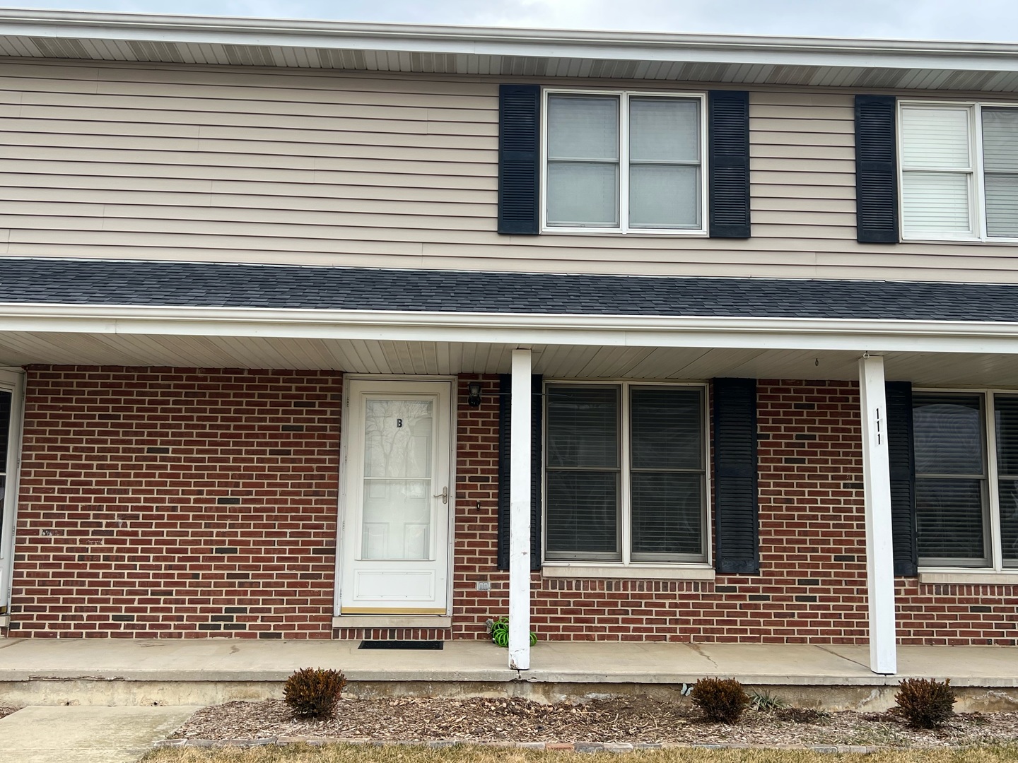 111 Colonial Parkway Unit: B