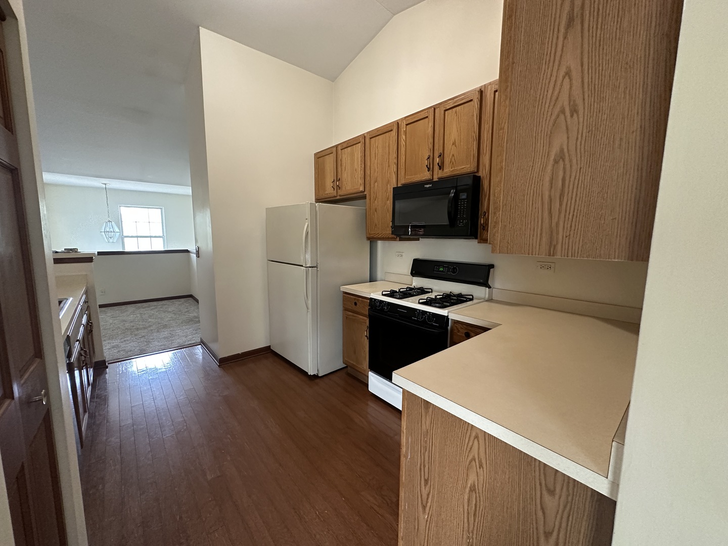 2418 Oneida Lane Unit: 2418