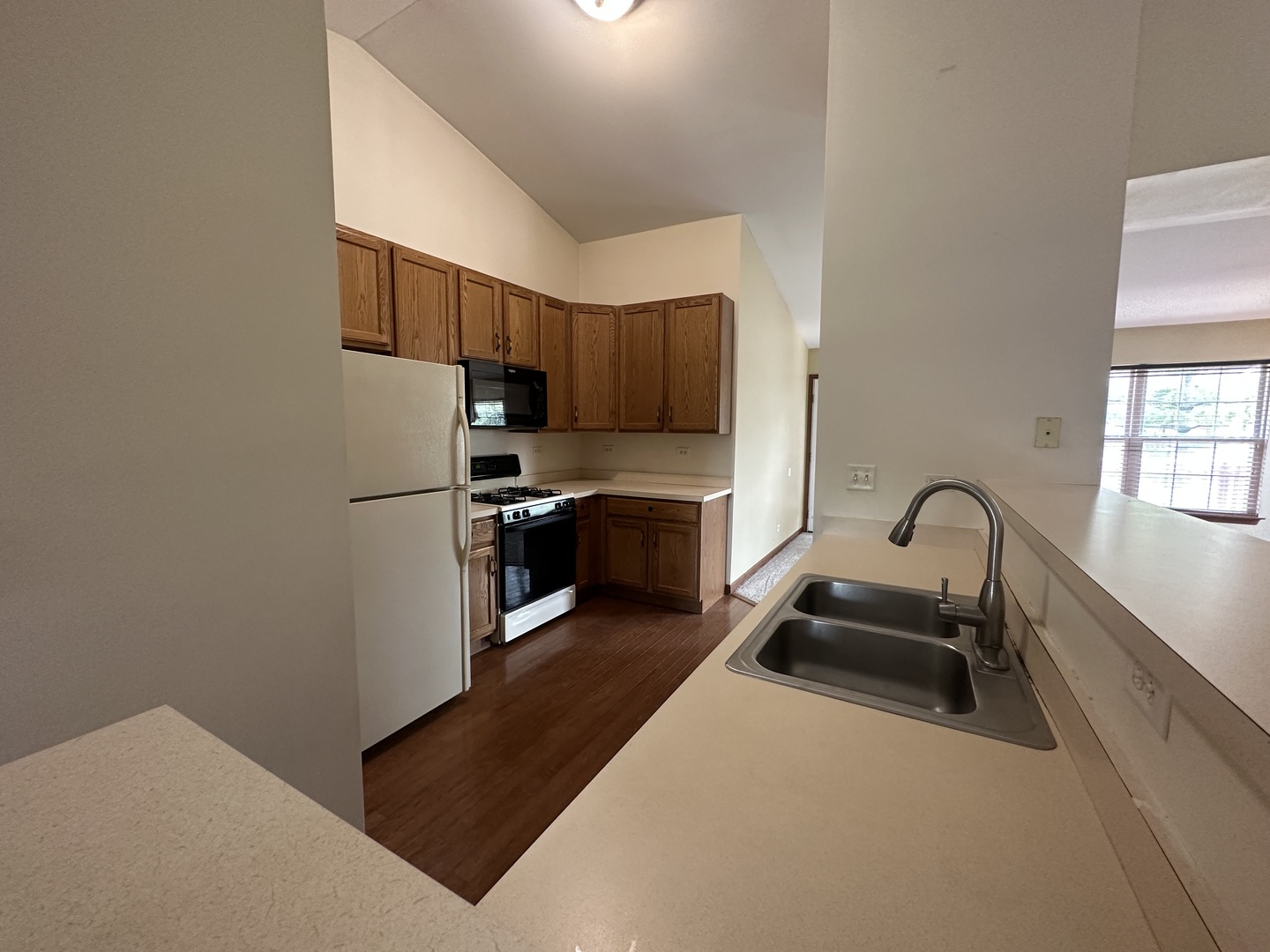 2418 Oneida Lane Unit: 2418