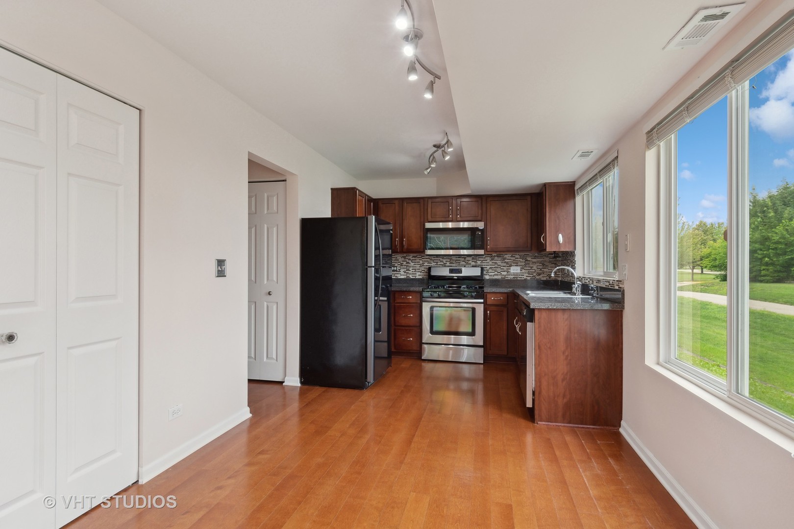 1744 WILD FLOWER Lane