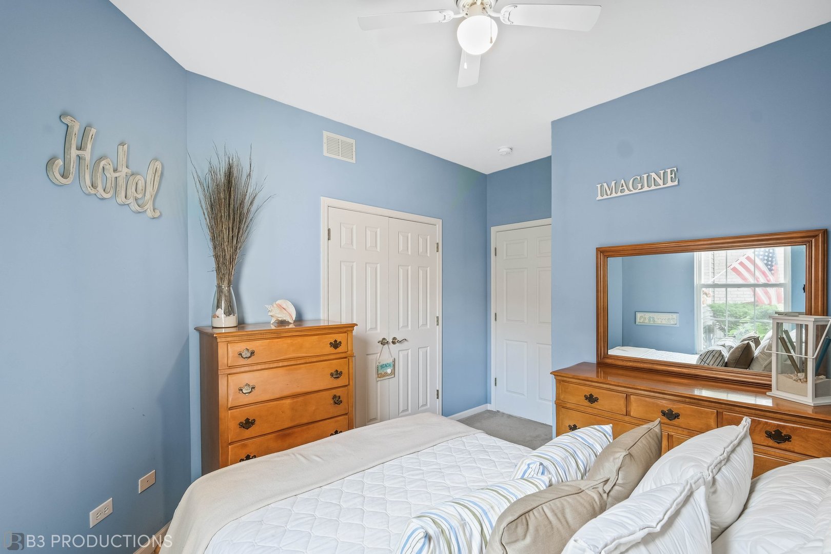 21513 W Juniper Court