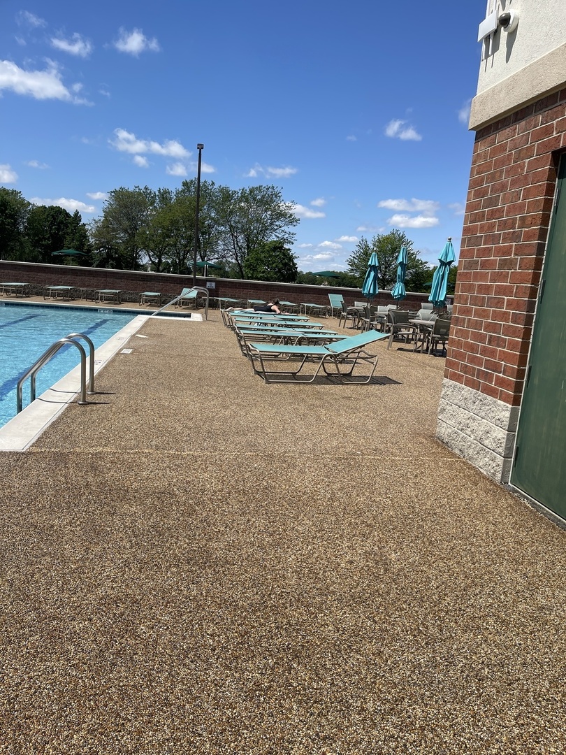 21513 W Juniper Court