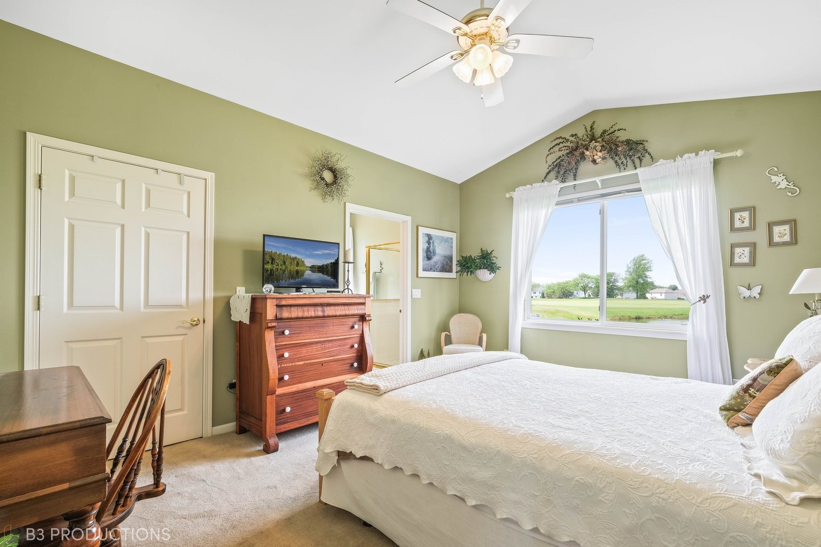 21513 W Juniper Court