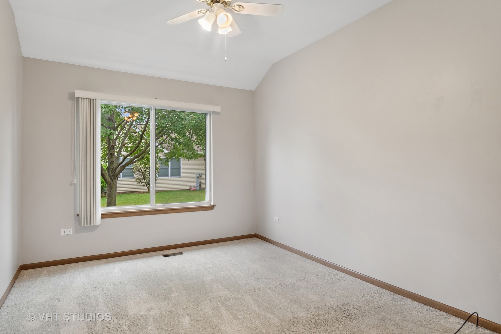 20901 W Snowberry Lane