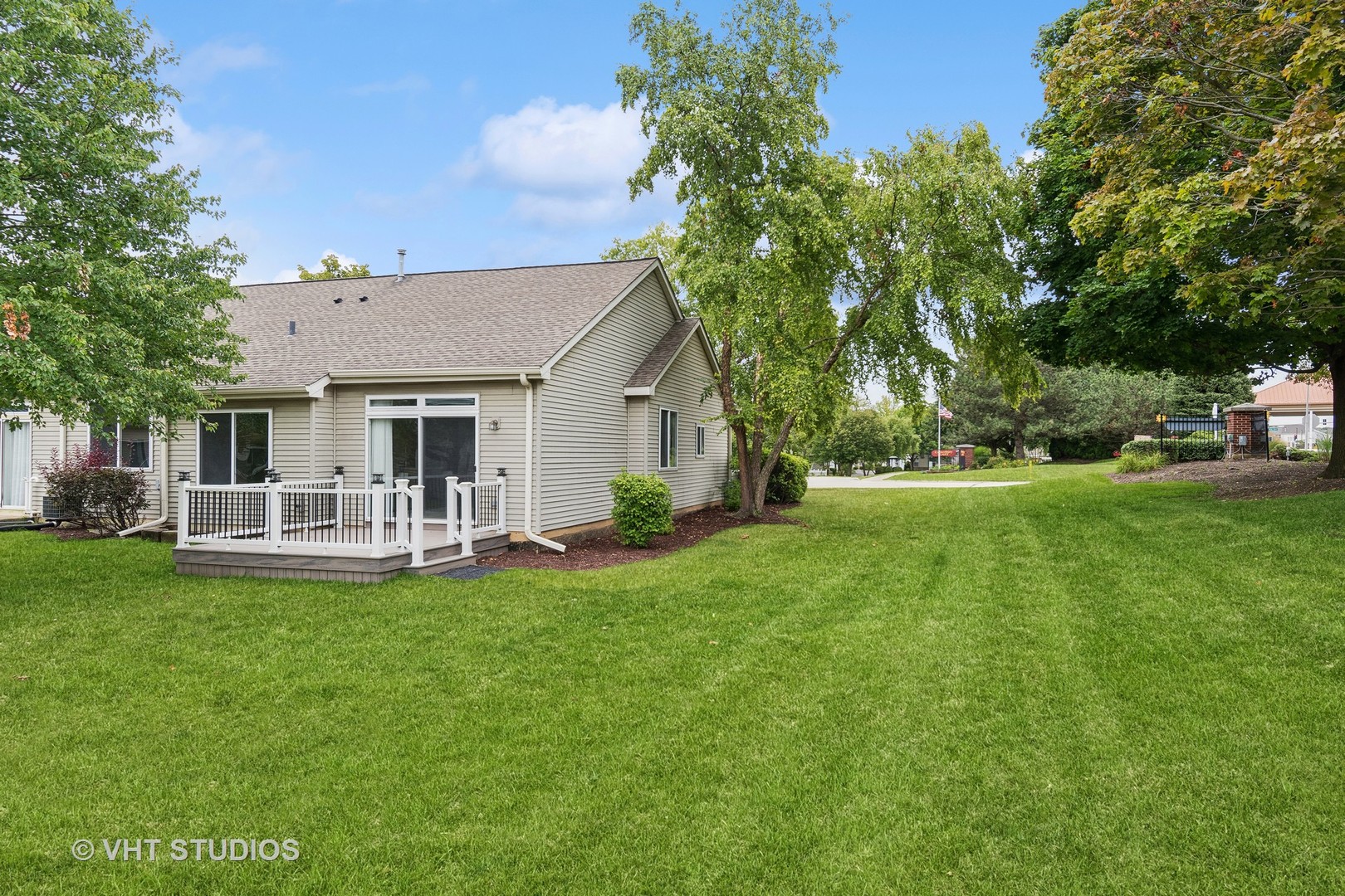 20901 W Snowberry Lane