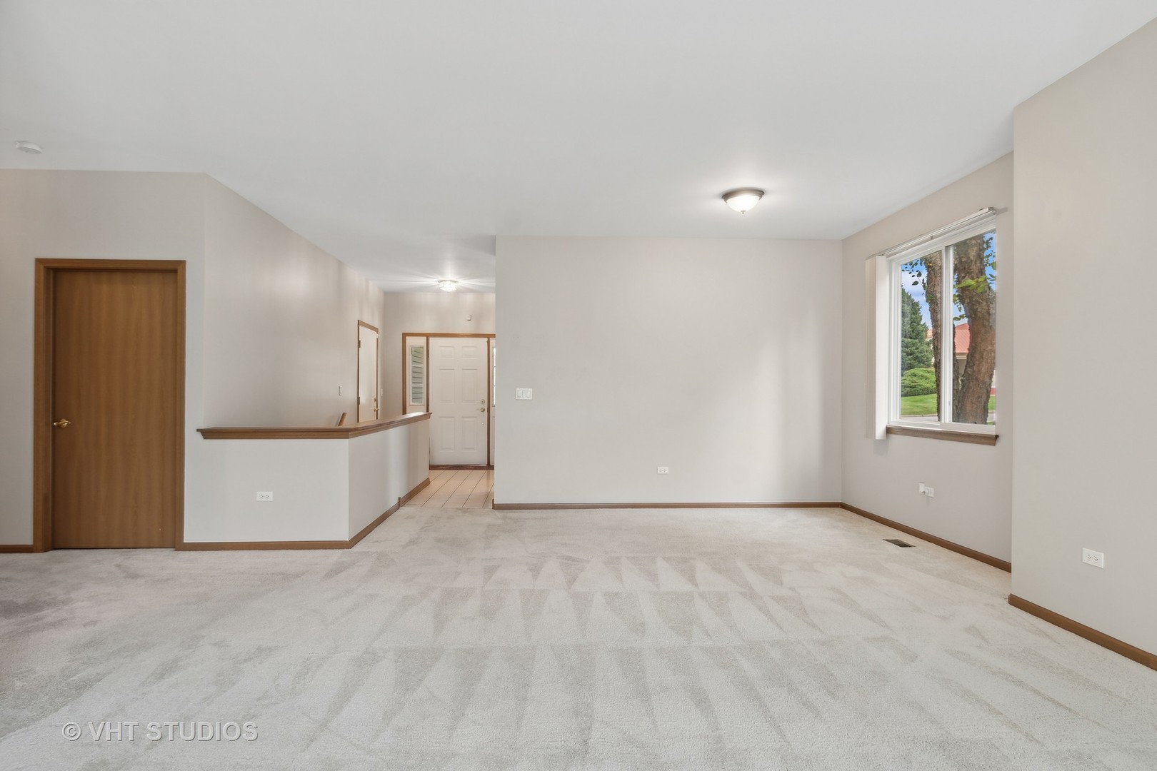 20901 W Snowberry Lane