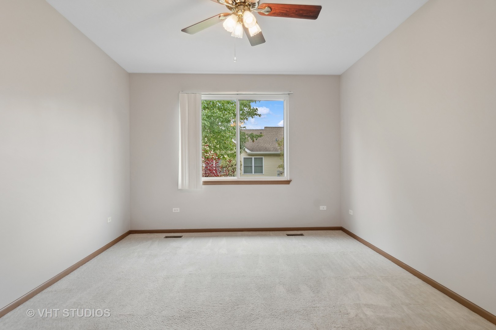 20901 W Snowberry Lane