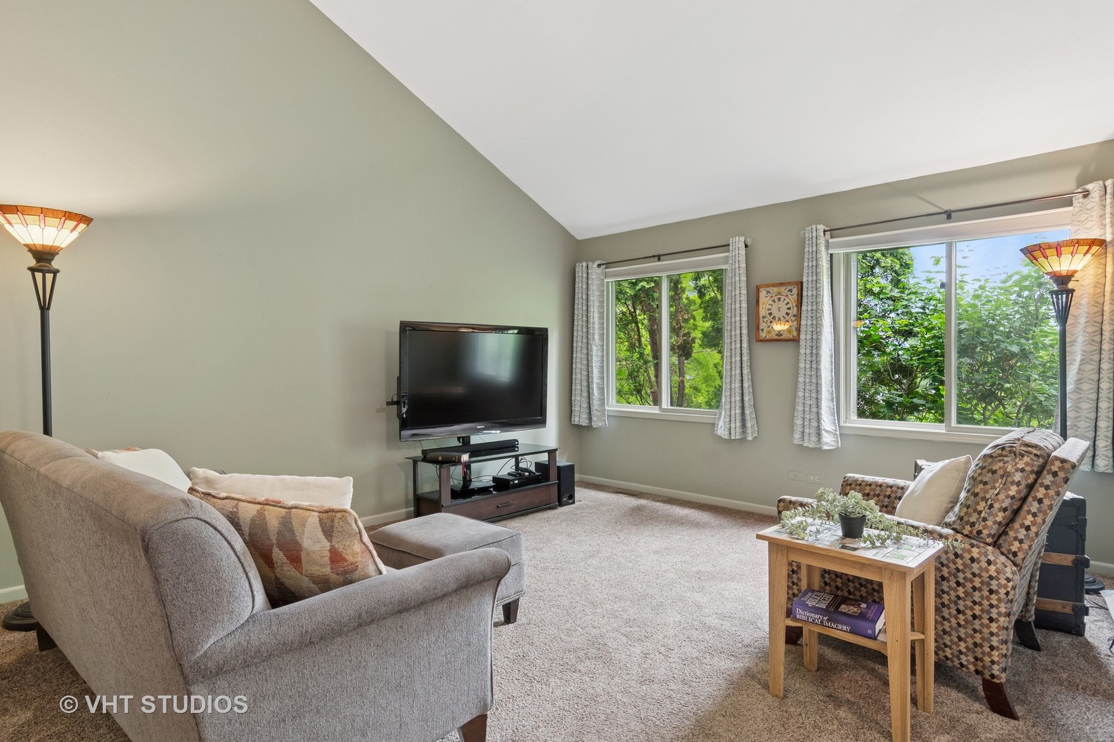 6S024 Westwind Drive