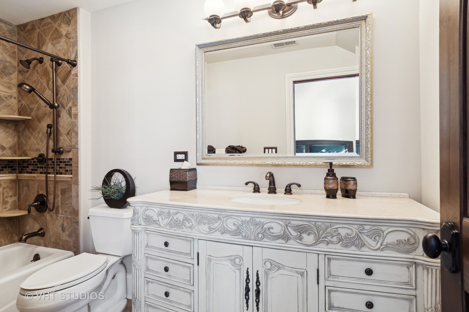 22957 Devonshire Lane