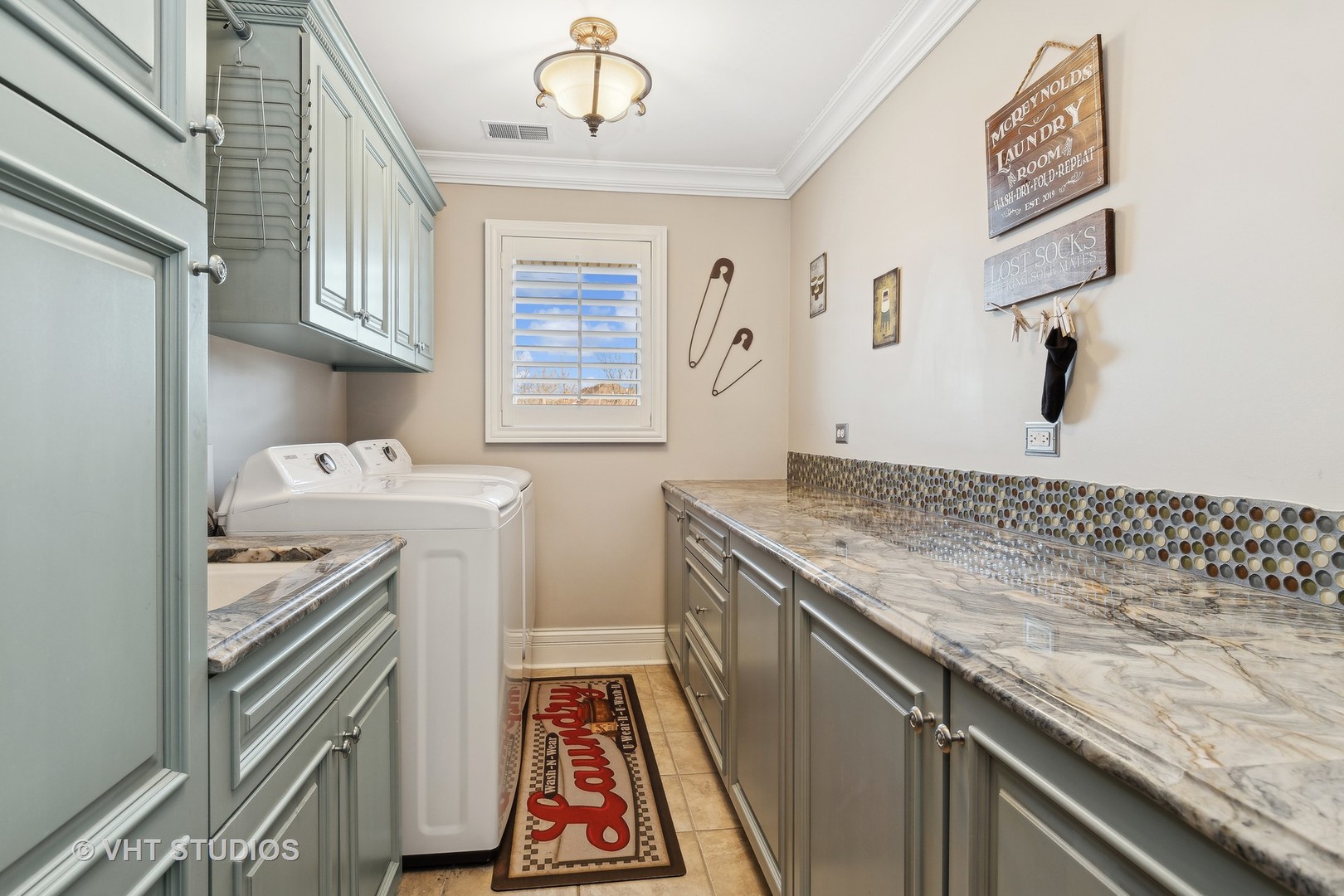22957 Devonshire Lane