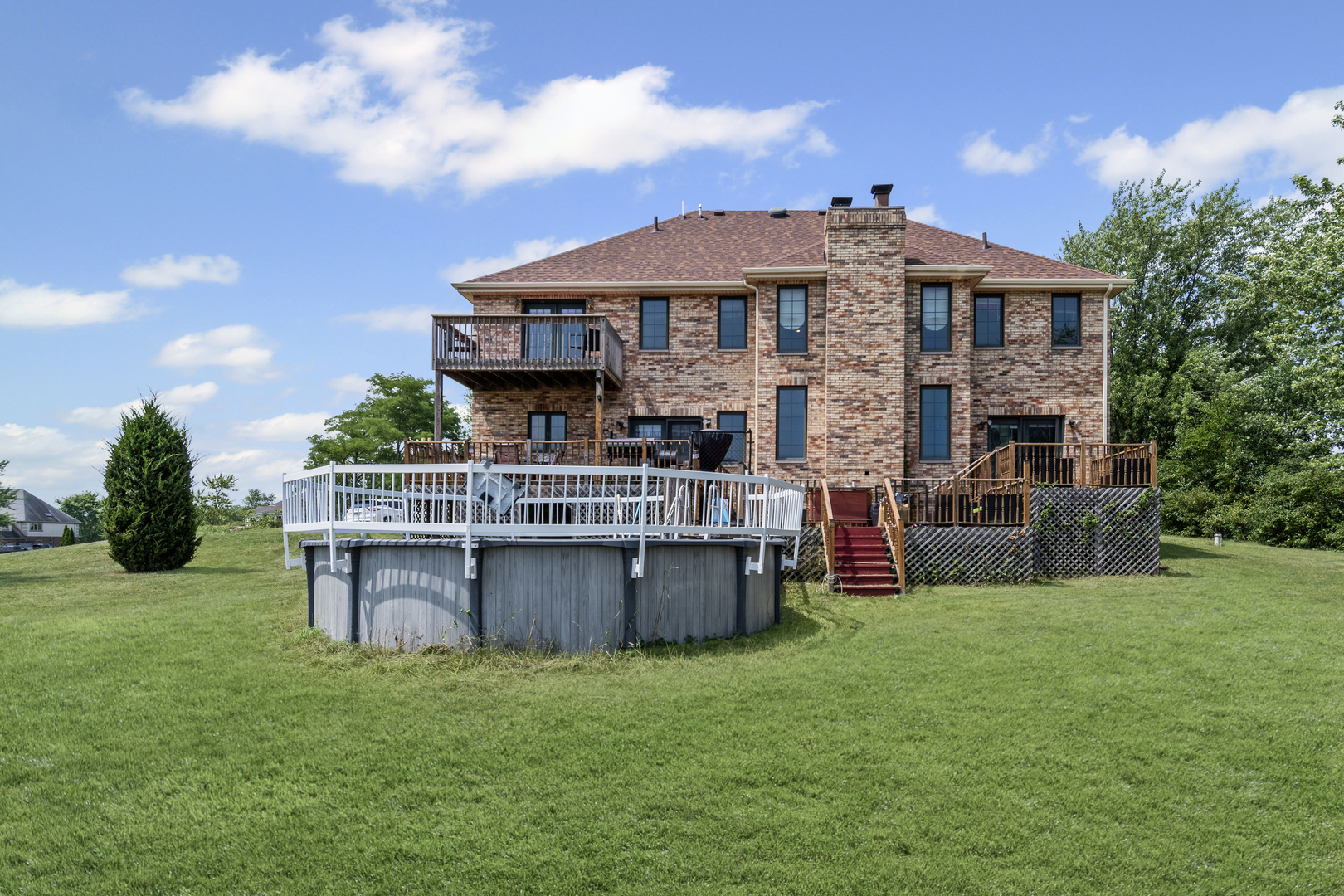 26723 Hawthorne Trail