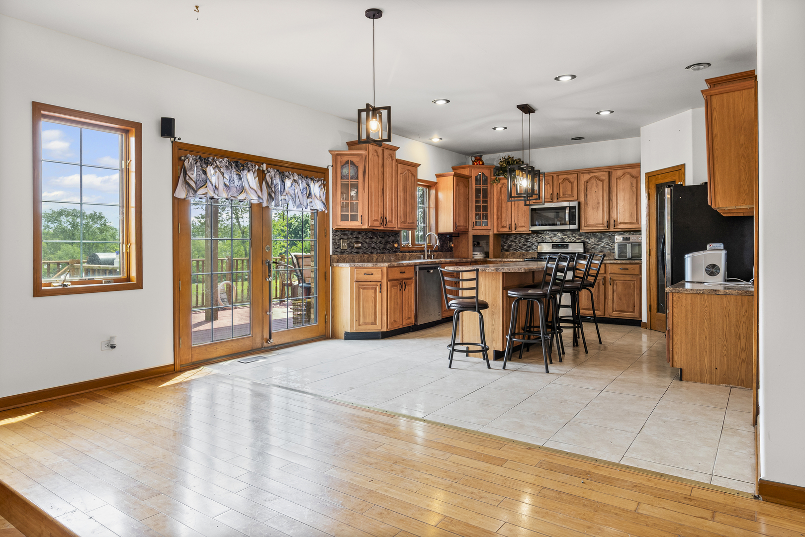 26723 Hawthorne Trail