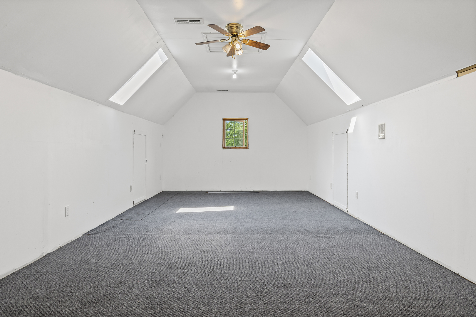 26723 Hawthorne Trail