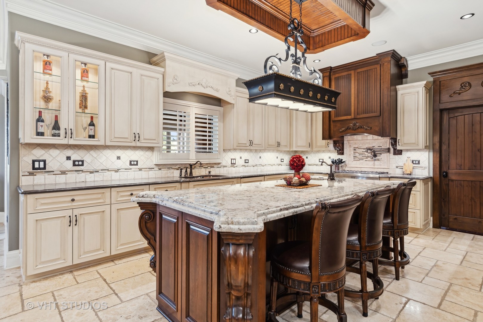 22957 Devonshire Lane