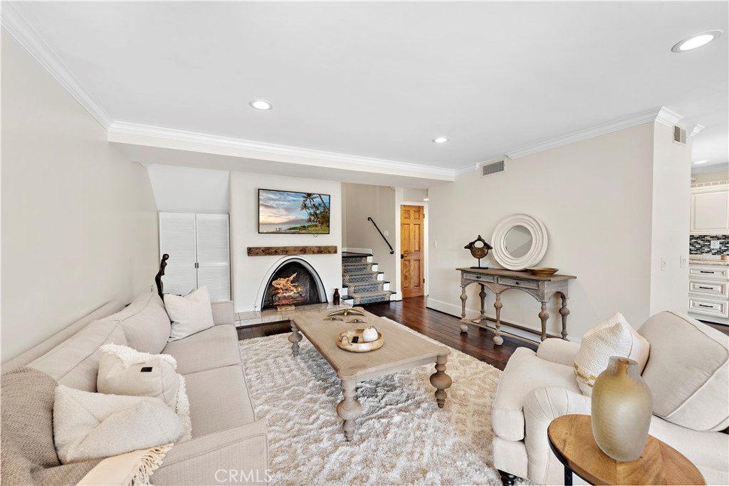 535 Vista Flora