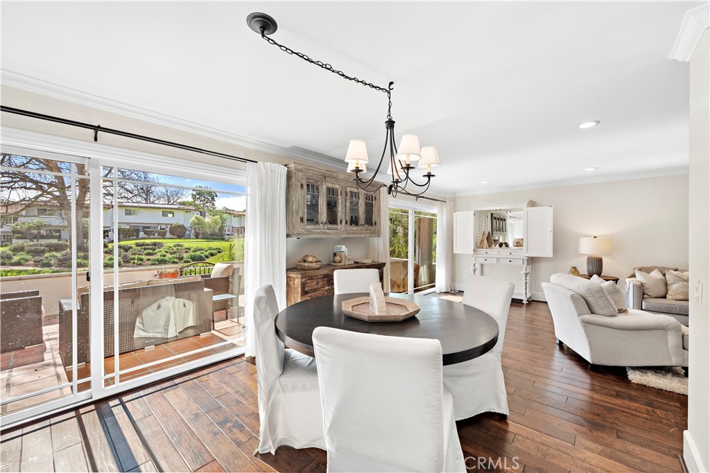 535 Vista Flora