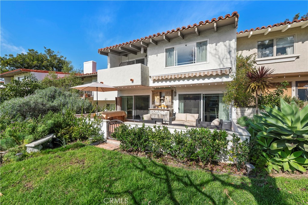 535 Vista Flora