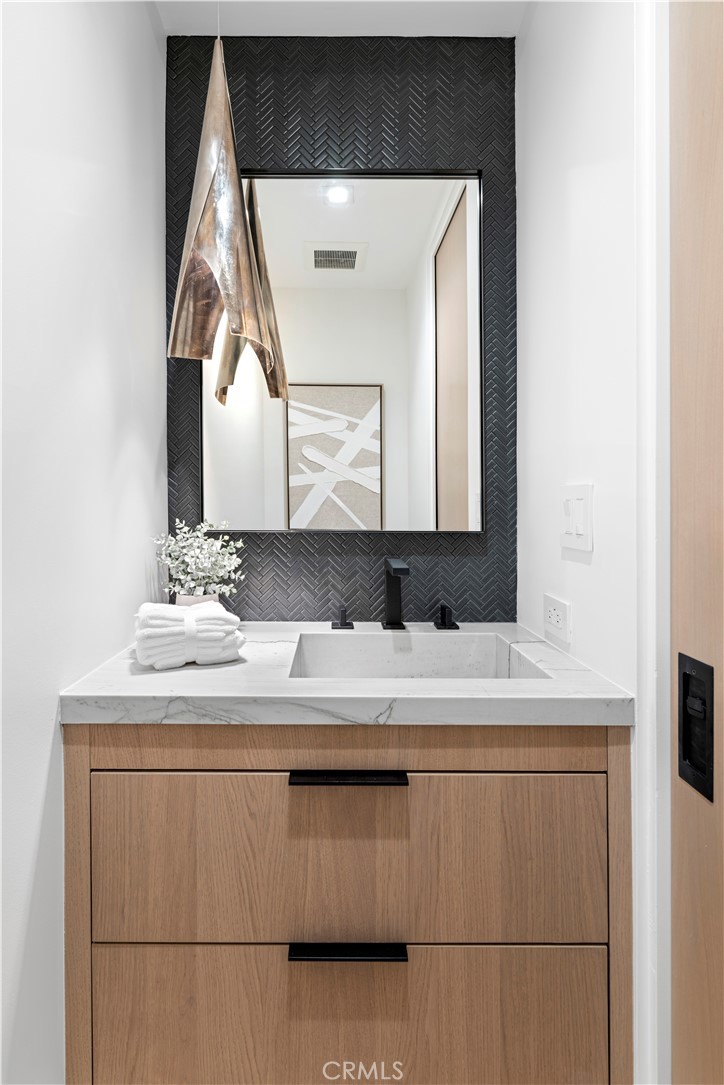 310 Heliotrope Avenue