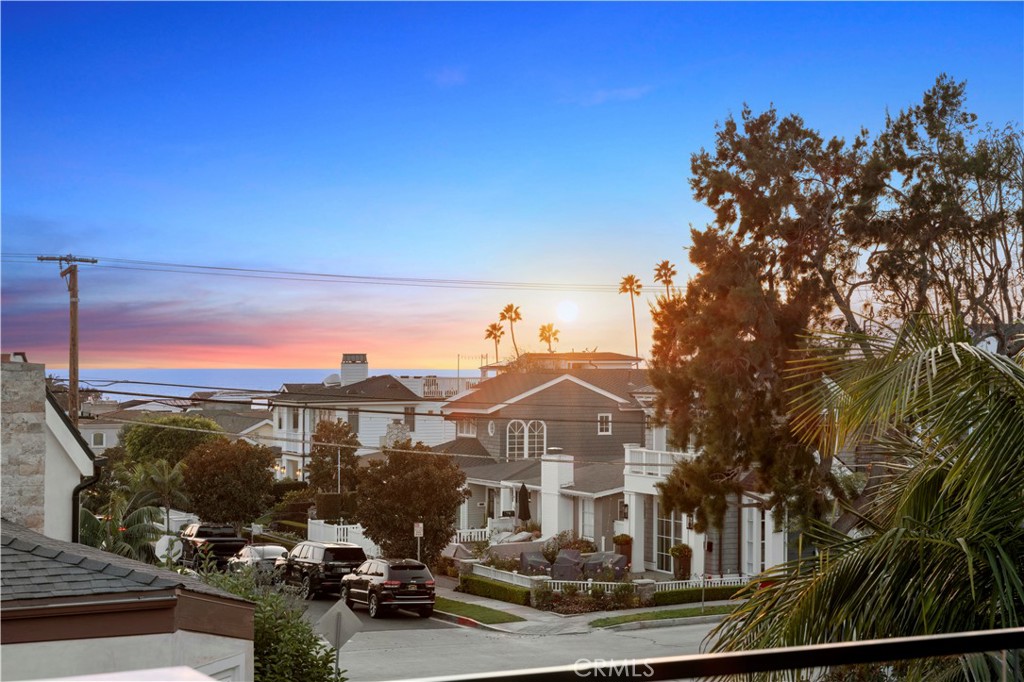 310 Heliotrope Avenue