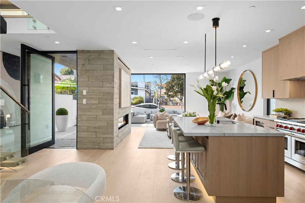 310 Heliotrope Avenue