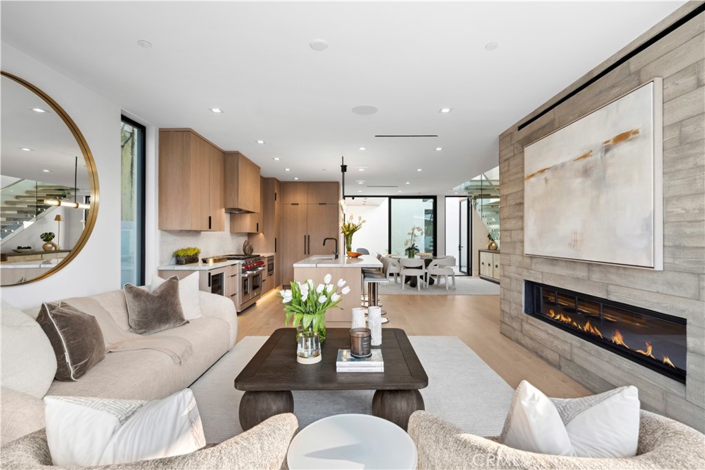 310 Heliotrope Avenue